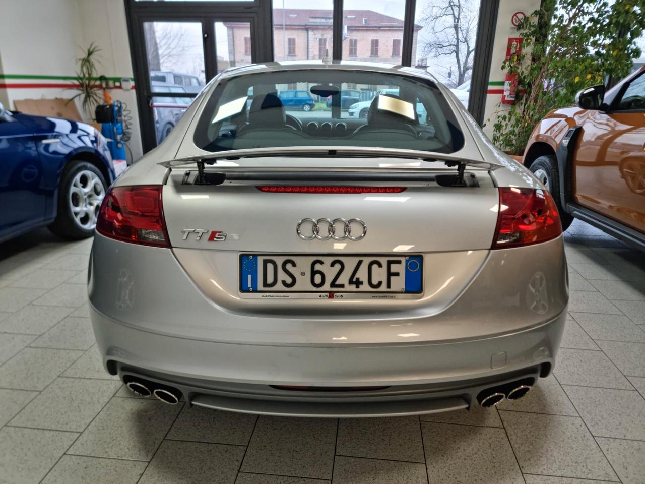 Audi TTS quattro S tronic MAGNETIC RIDE