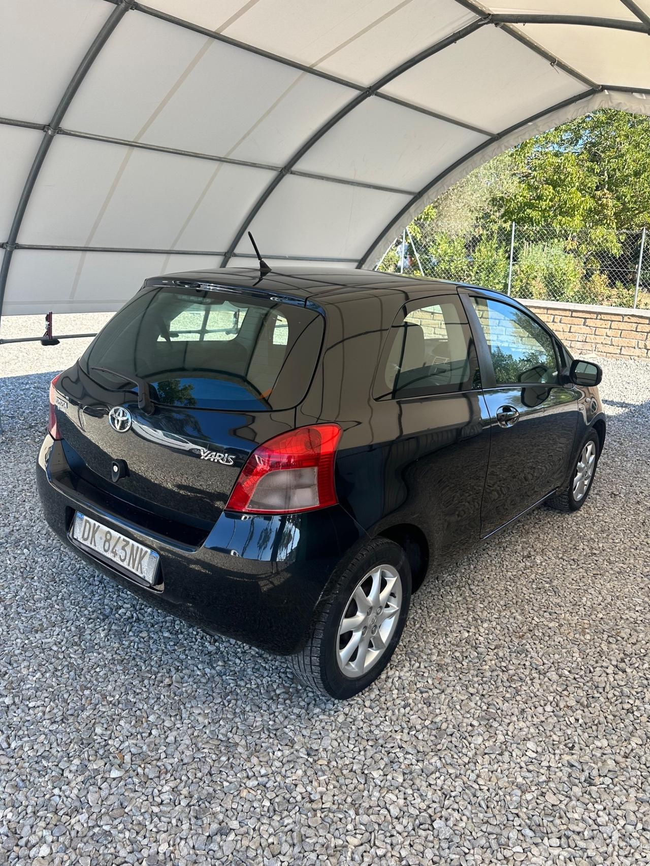 Toyota Yaris 1.4 D-4D 3 porte