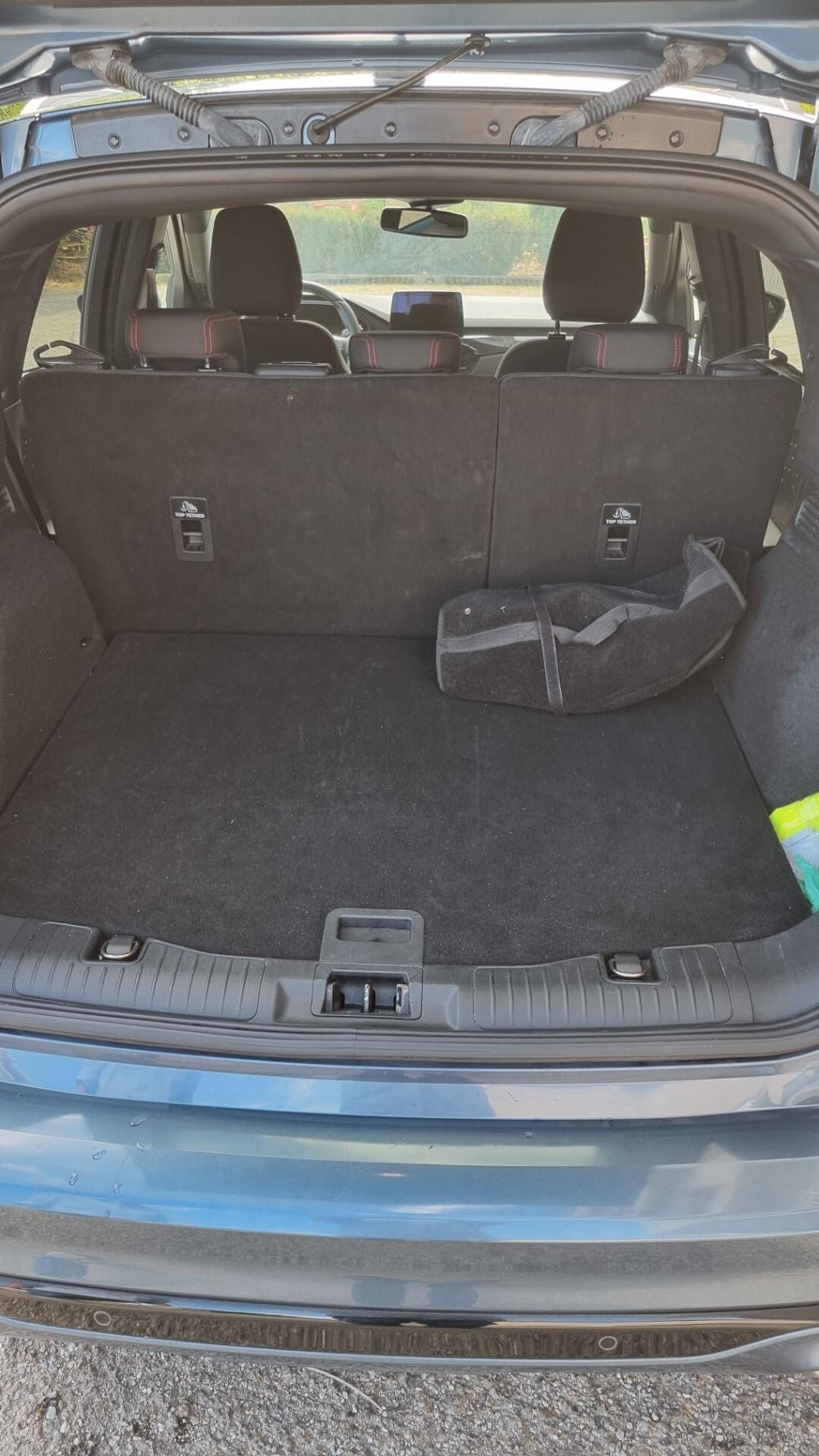 Ford Kuga PLUG IN HYBRID ST LINE MODALITÀ TRAZIONE OFFROAD