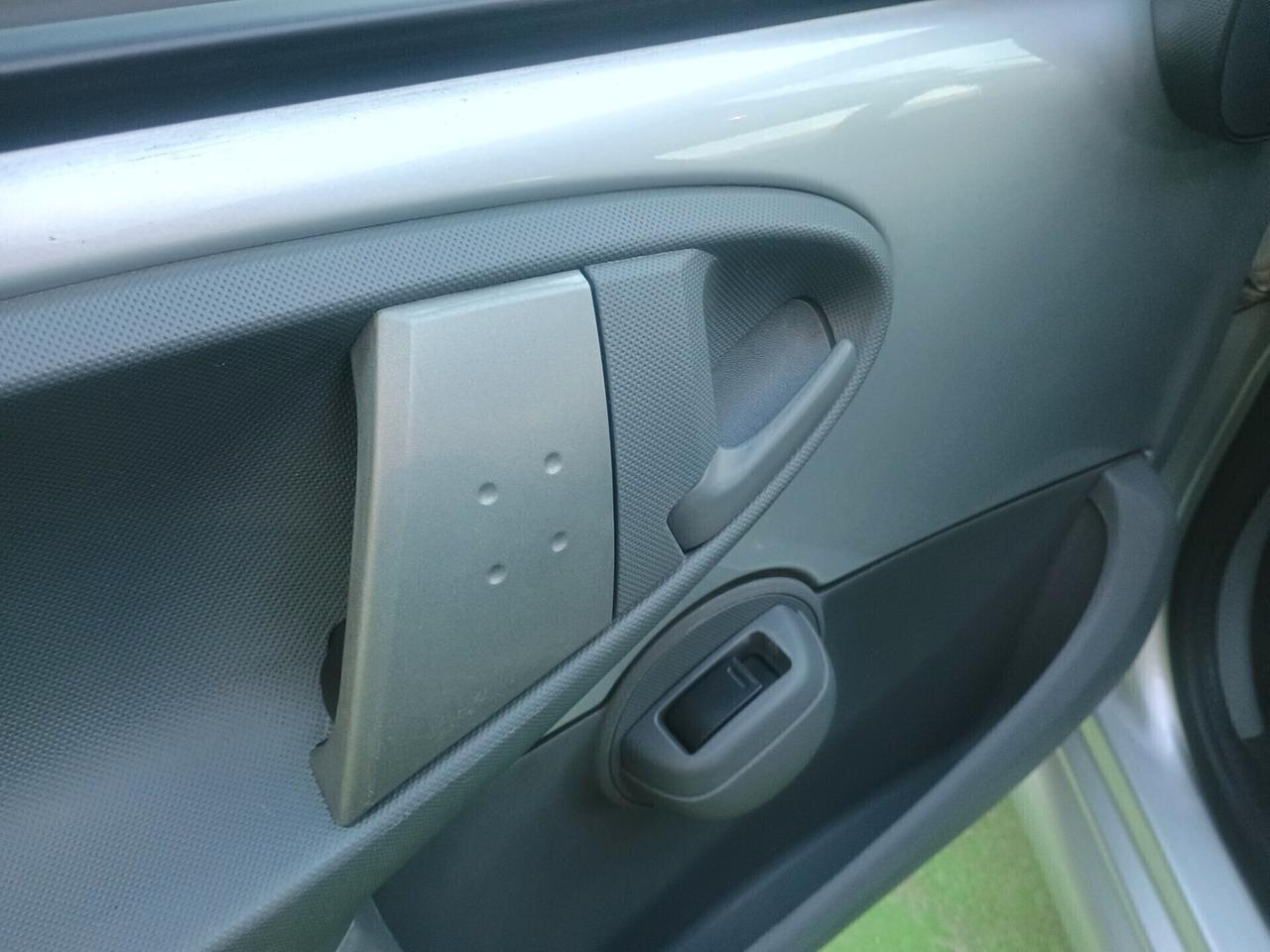 TOYOTA AYGO NEOPATENTATI