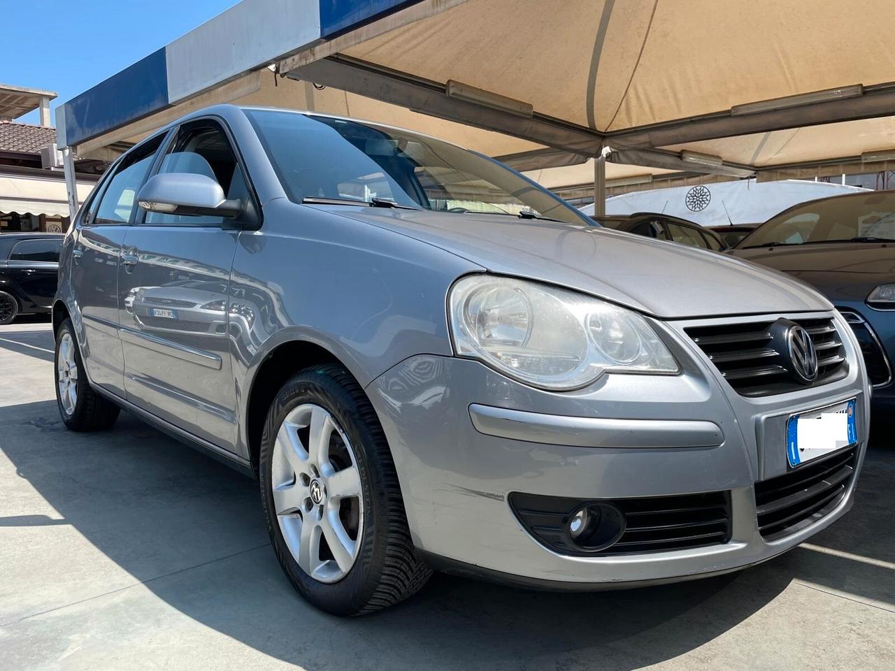 VOLKSWAGEN POLO 1.2 BENZ.