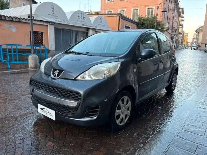 Peugeot 107 1.0 68CV 5p. Sweet Years