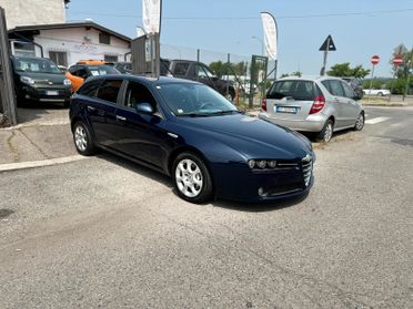 Alfa Romeo 159 1.9 JTDm 16V Sportwagon TI