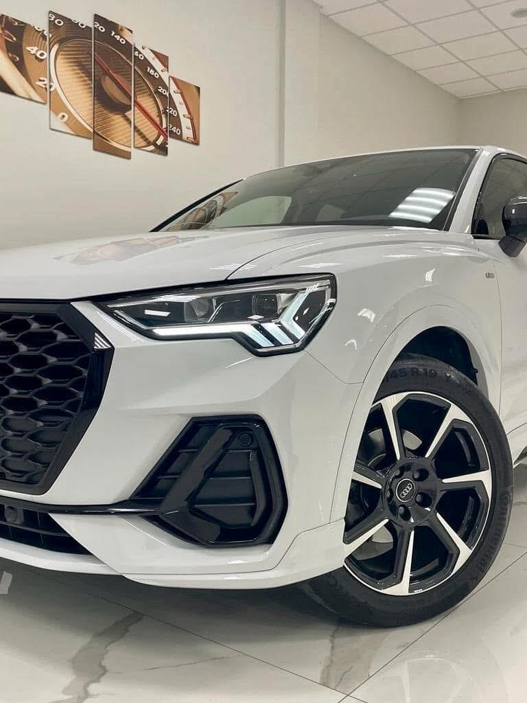Audi Q3 SPB 35 TDI quattro S tronic S line Identity My21