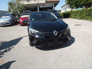 Renault Clio TCe 90 CV 5 porte Intens