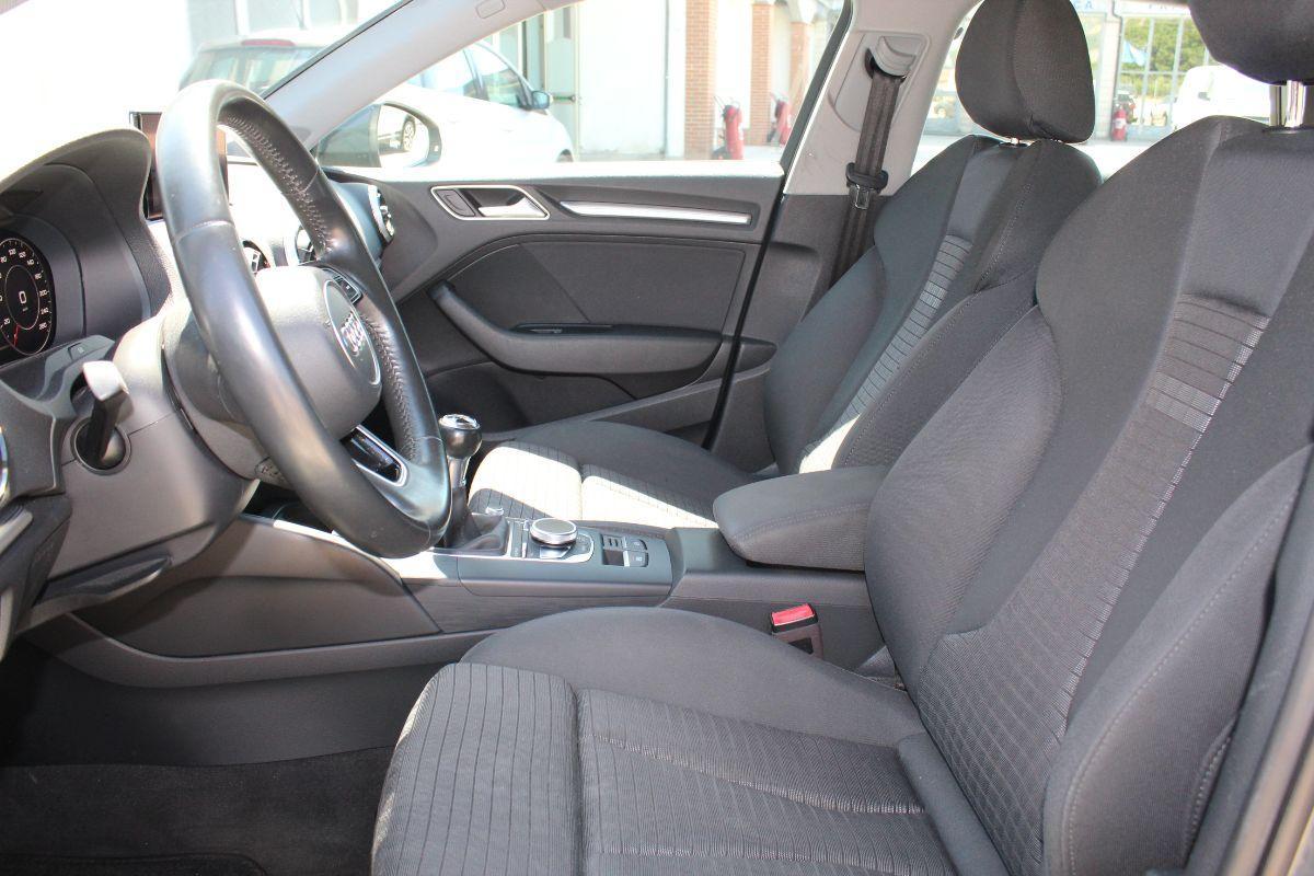 AUDI - A3 - SPB 2.0 TDI Business