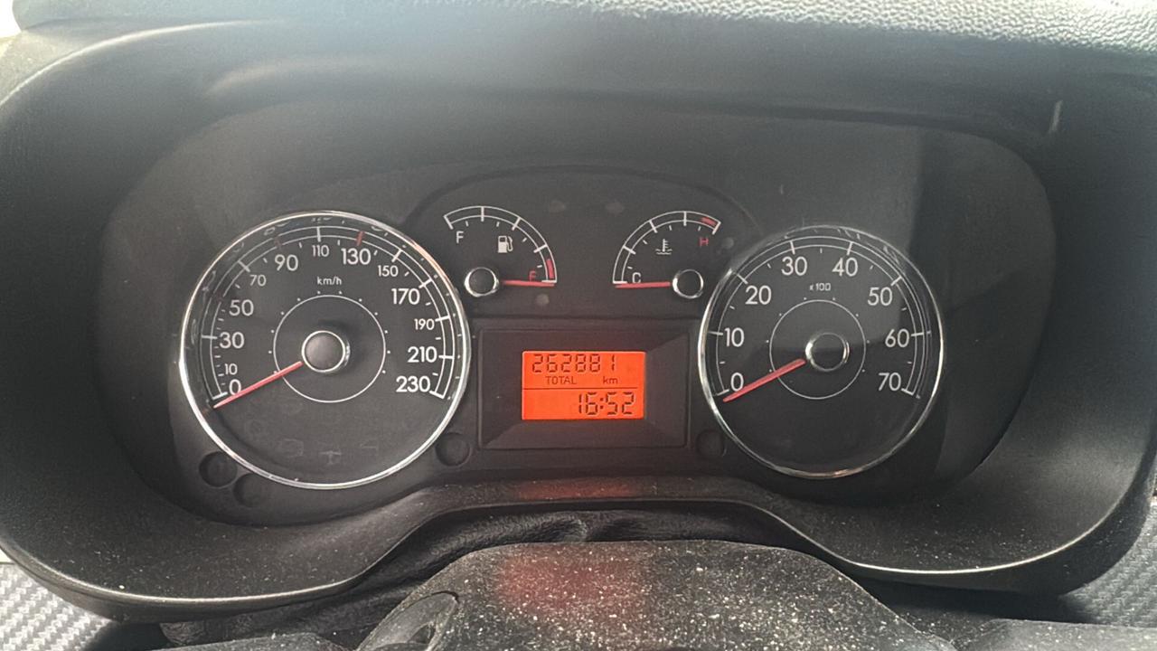 Fiat Punto Evo 1.3 Mjt 90 CV diesel 2010 PER COMMERCIANTI