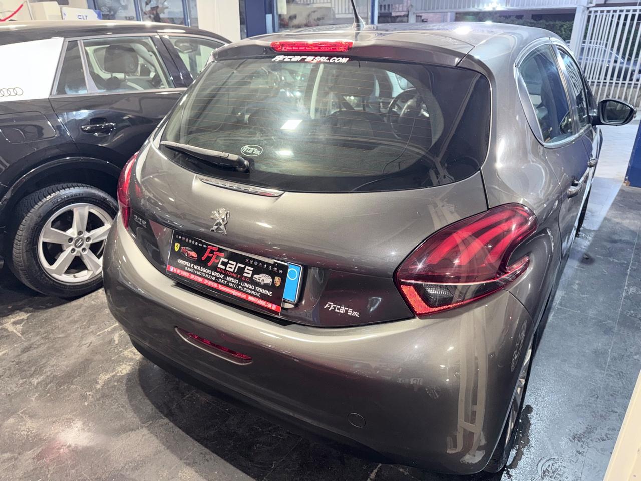 Peugeot 208 BlueHDi 75 5 porte Allure