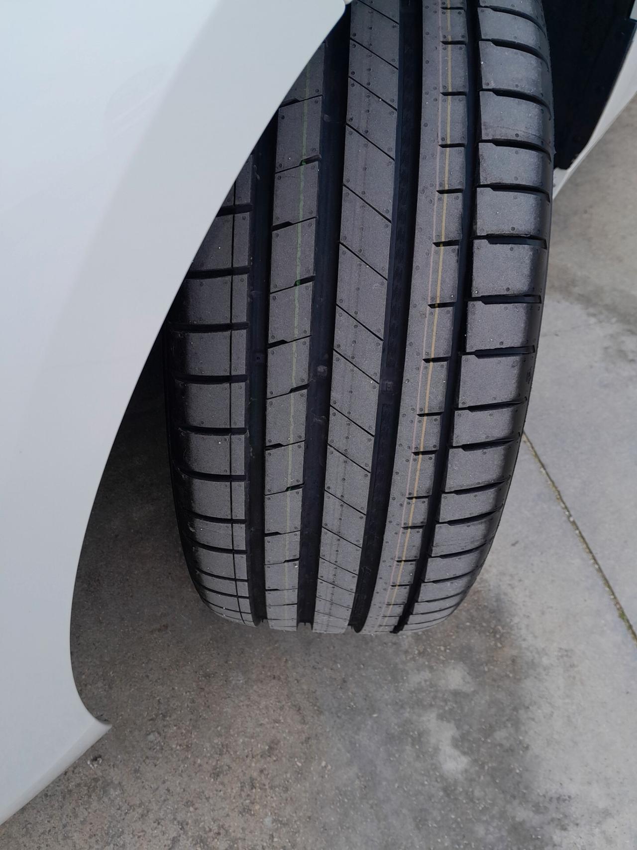 BMW 116 D 5P BUSINESS ADVANTAGE CAMBIO AUTOMATICO