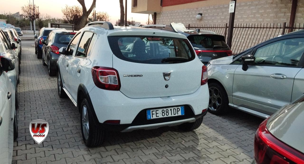 DACIA SANDERO STEPWAY PREZZO BLACK WEEK