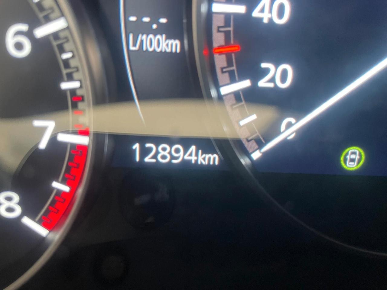 Mazda 3 Mazda3 2.0L e-Skyactiv-G M Hybrid 4p. Exclusive Line