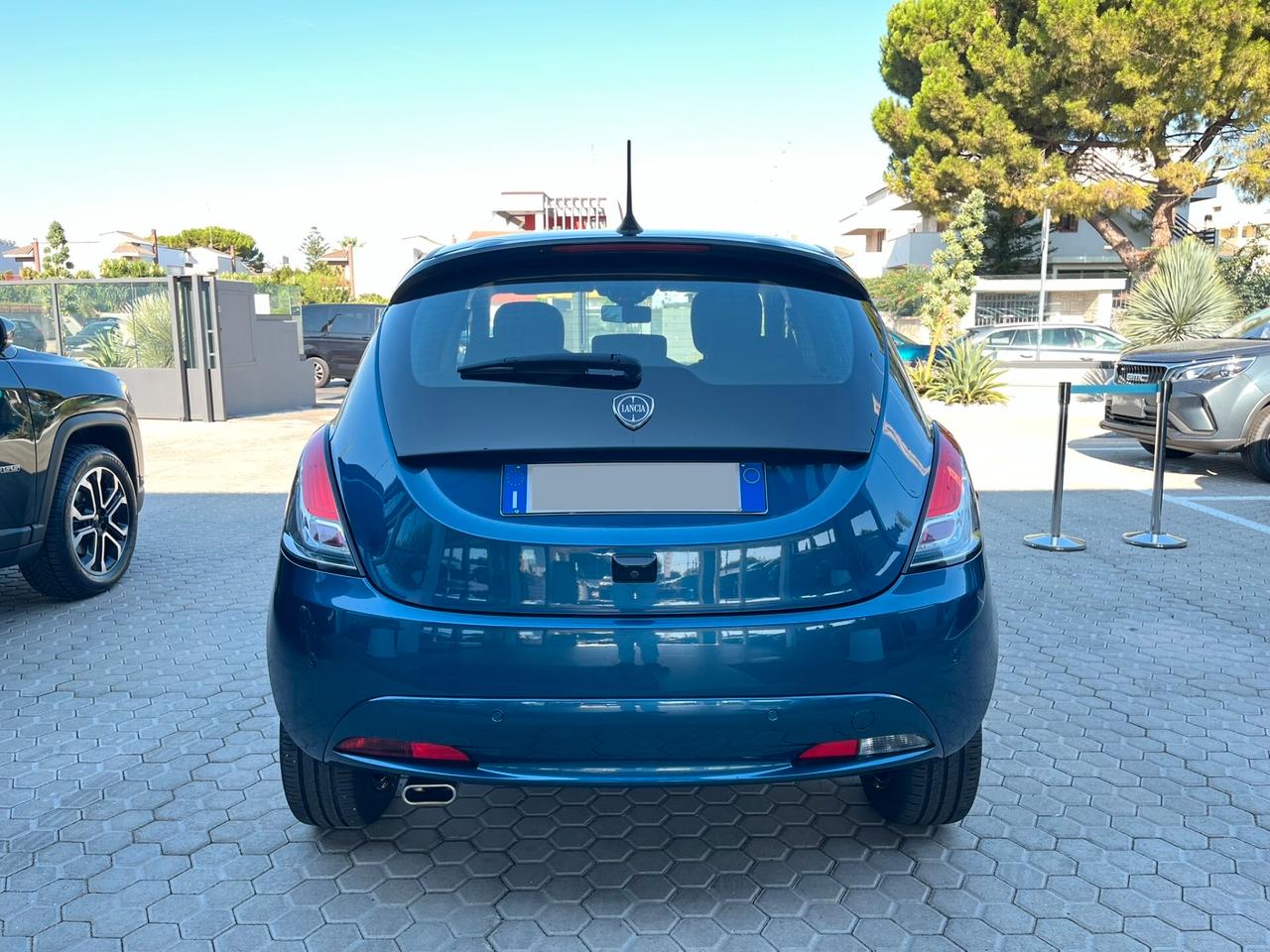 Lancia Ypsilon 1.0 FireFly 5 porte S&S Hybrid Platino
