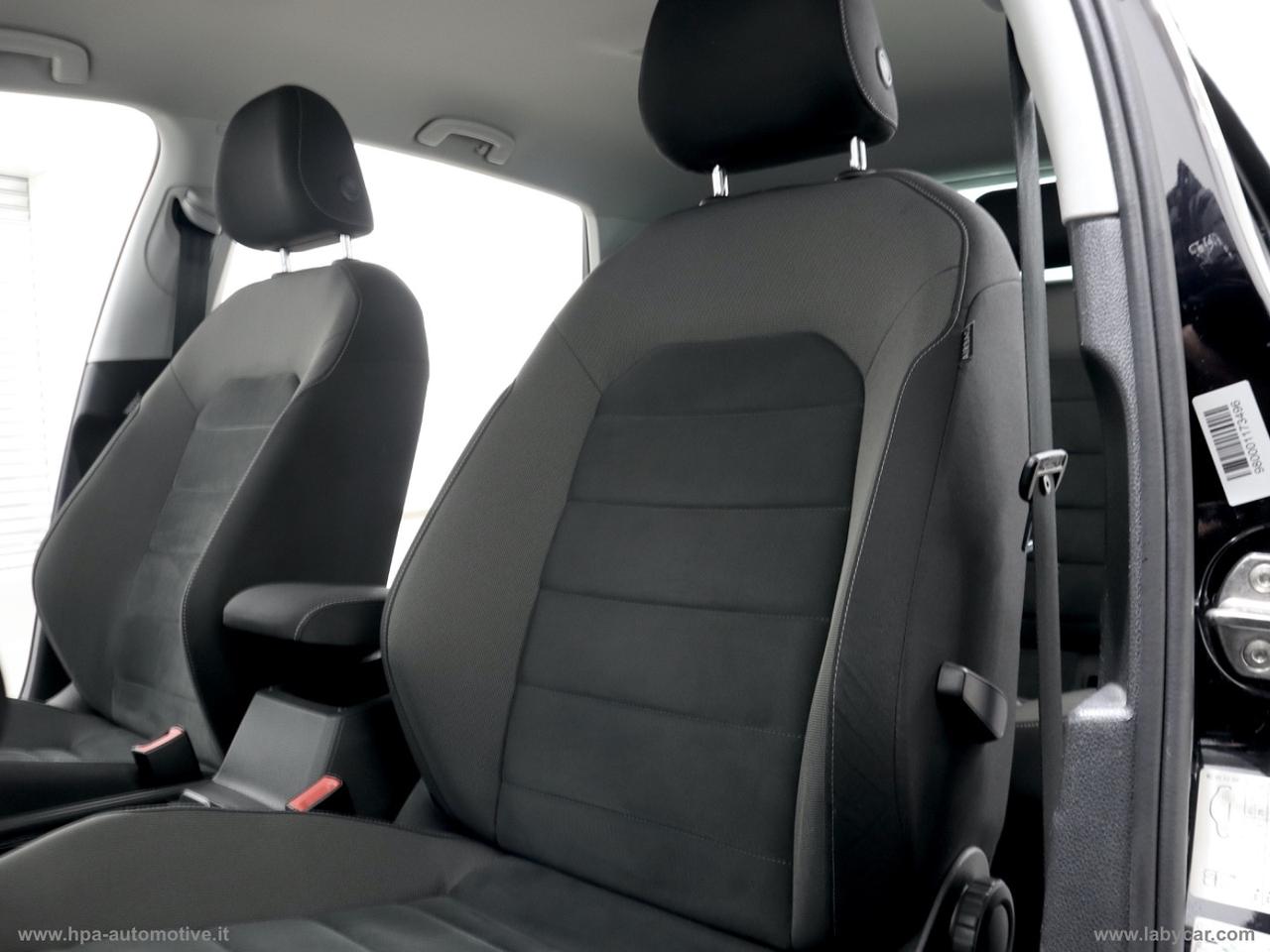 VOLKSWAGEN Golf 2.0TDI DSG 150CV R-LINE NAVI FULL LED ACTIVE INFO DISPLAY