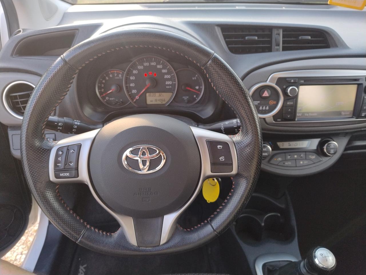 Toyota Yaris 1.3 5 porte Lounge