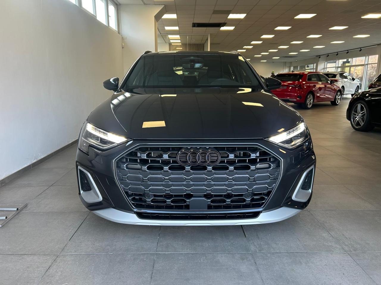 Audi A3 allstreet 35 TDI S tronic Identity Contrast