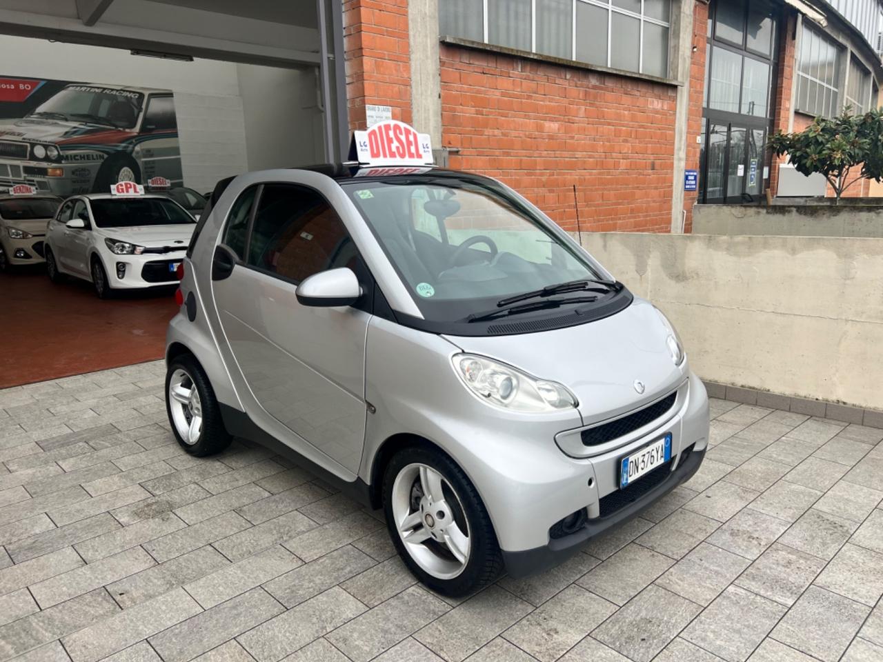 Smart ForTwo 800 33 kW coupé passion cdi
