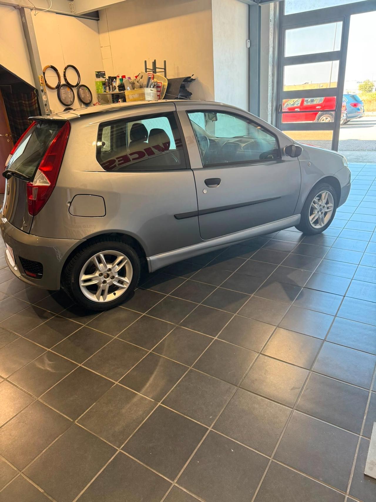 Fiat Punto SPORTING - 100 MILA KM