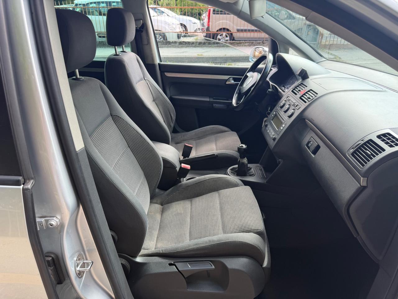 Volkswagen Touran 2.0 TDI 136CV Highline