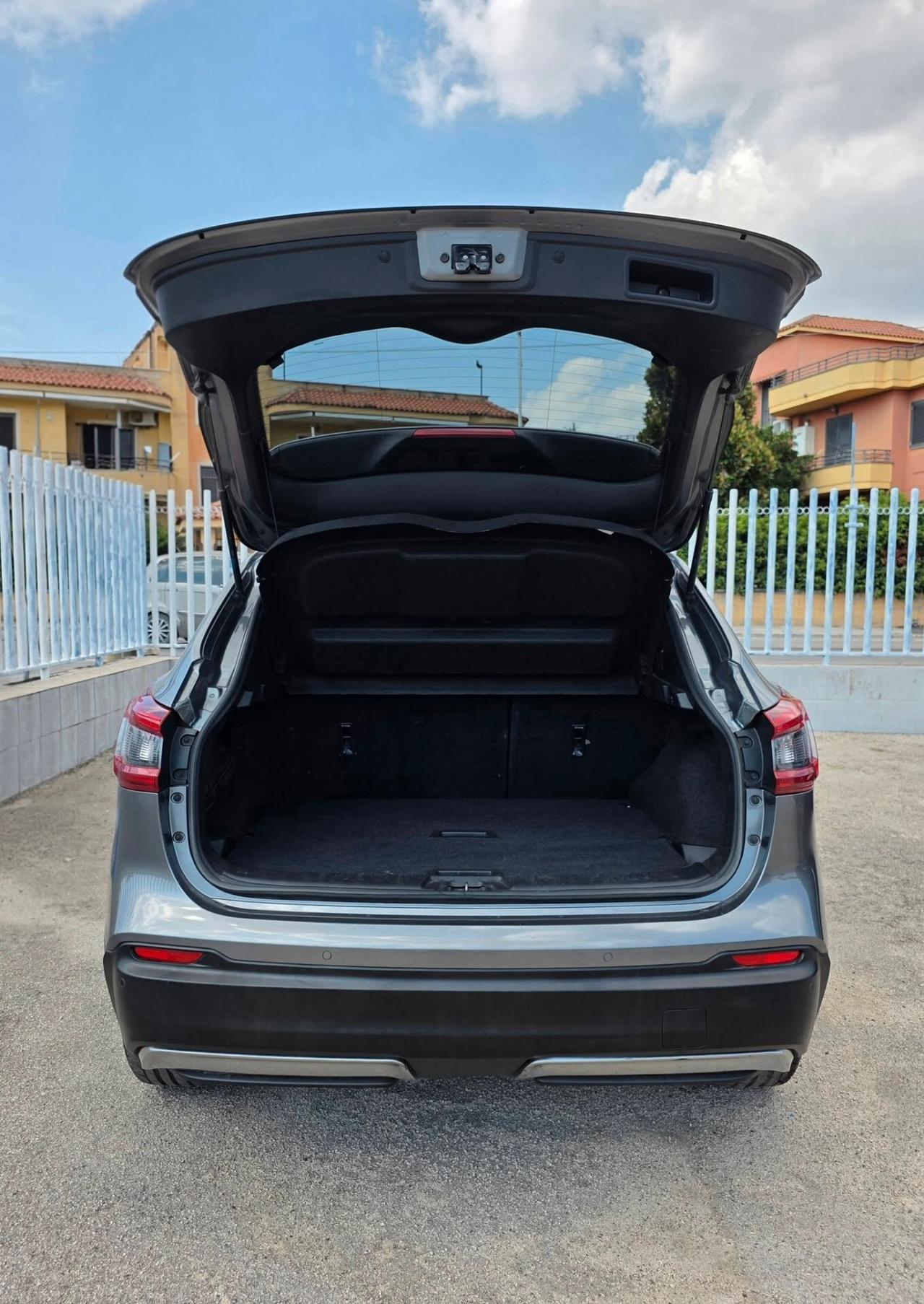 Nissan Qashqai 1.3 DIG-T 160 CV N-Connecta
