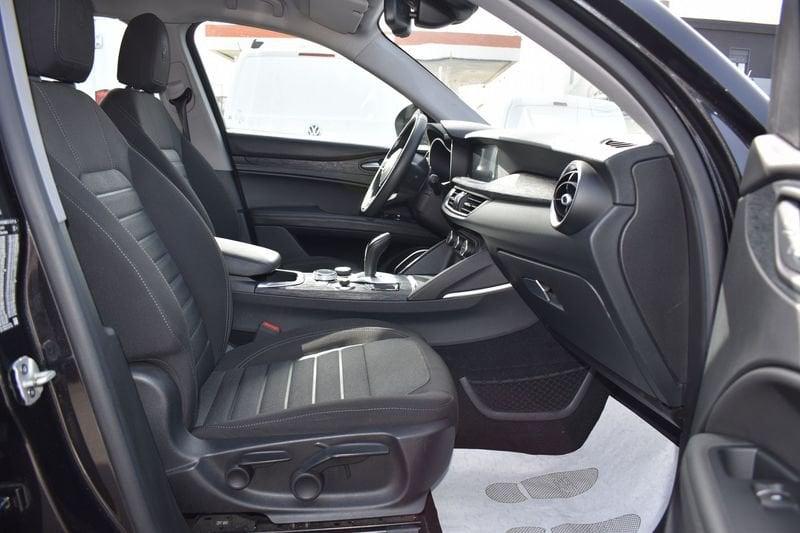 Alfa Romeo Stelvio 2.2 Turbo Diesel 190CV Business AT8 Q4