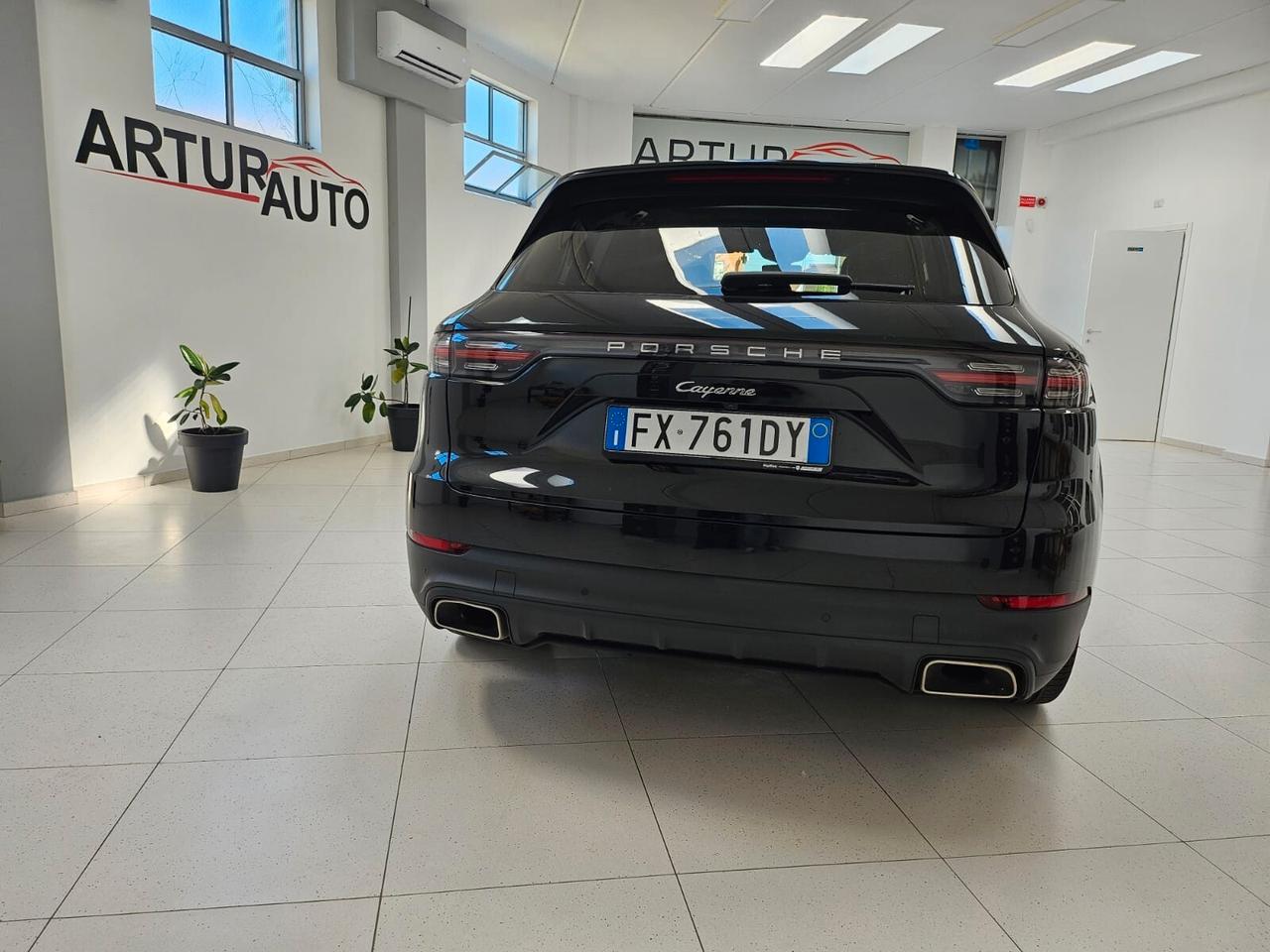 Porsche Cayenne 3.0 V6