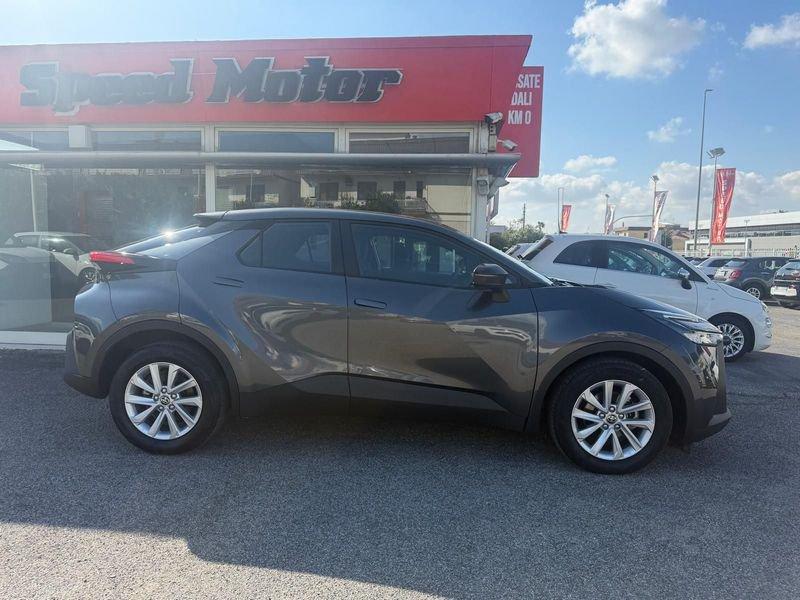 Toyota C-HR C-HR 1.8 hev Active fwd e-cvt