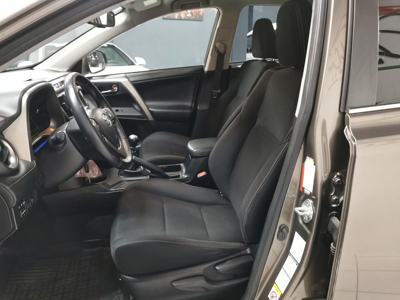 Toyota RAV 4 RAV4 2.2 D-4D 4WD Style