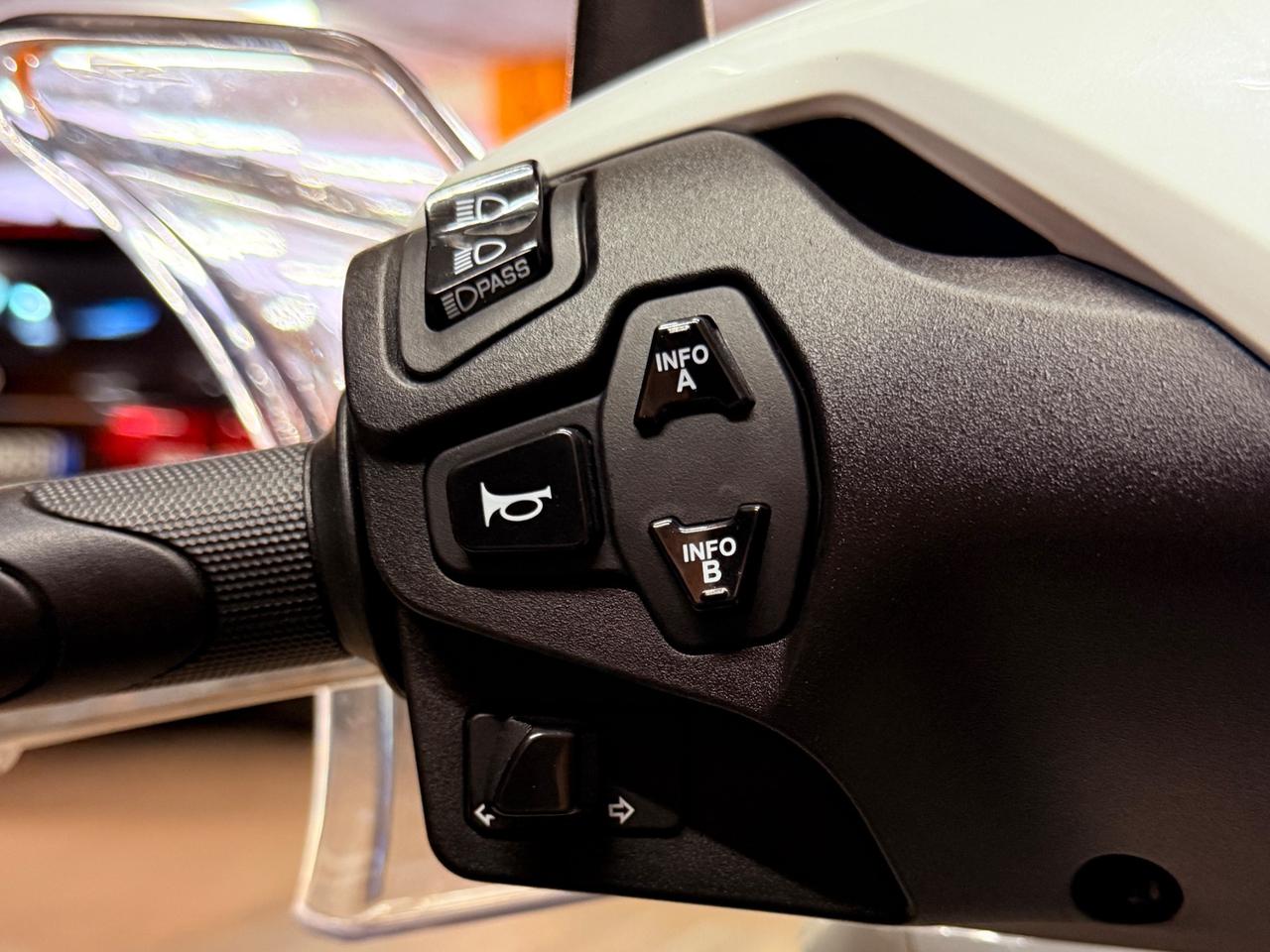 SPETTACOLARE HONDA SH 150 ABS UNICO PROPRIETARIO CON SOLI 6.415 KM