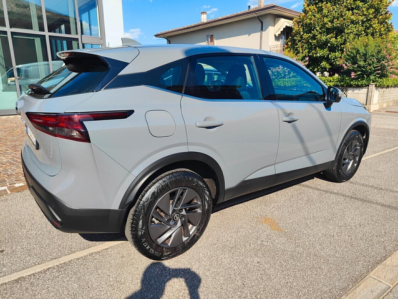 Nissan Qashqai MHEV 140 CV Business