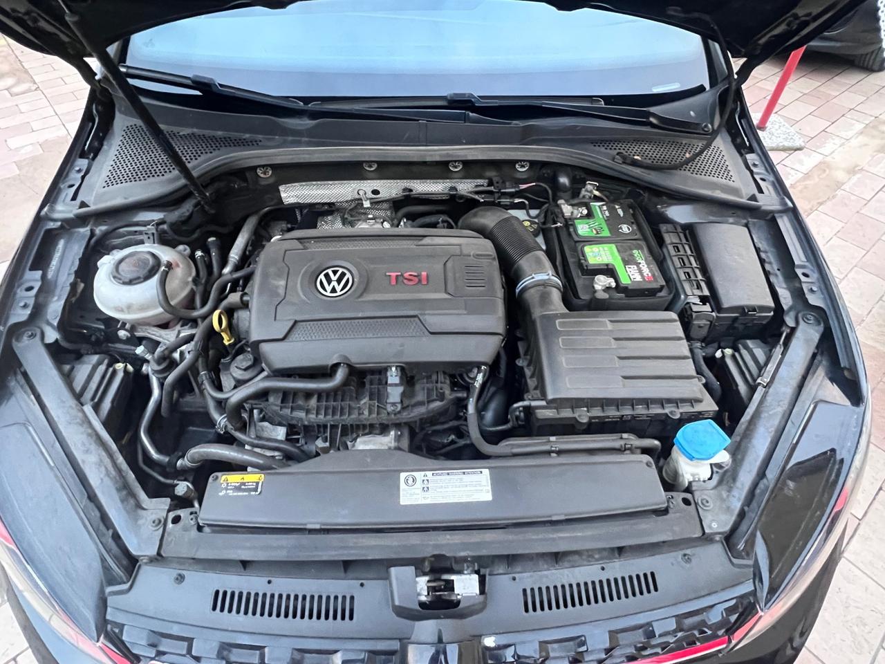 Volkswagen Golf GTI Performance 2.0 245 CV TSI 5p. BMT