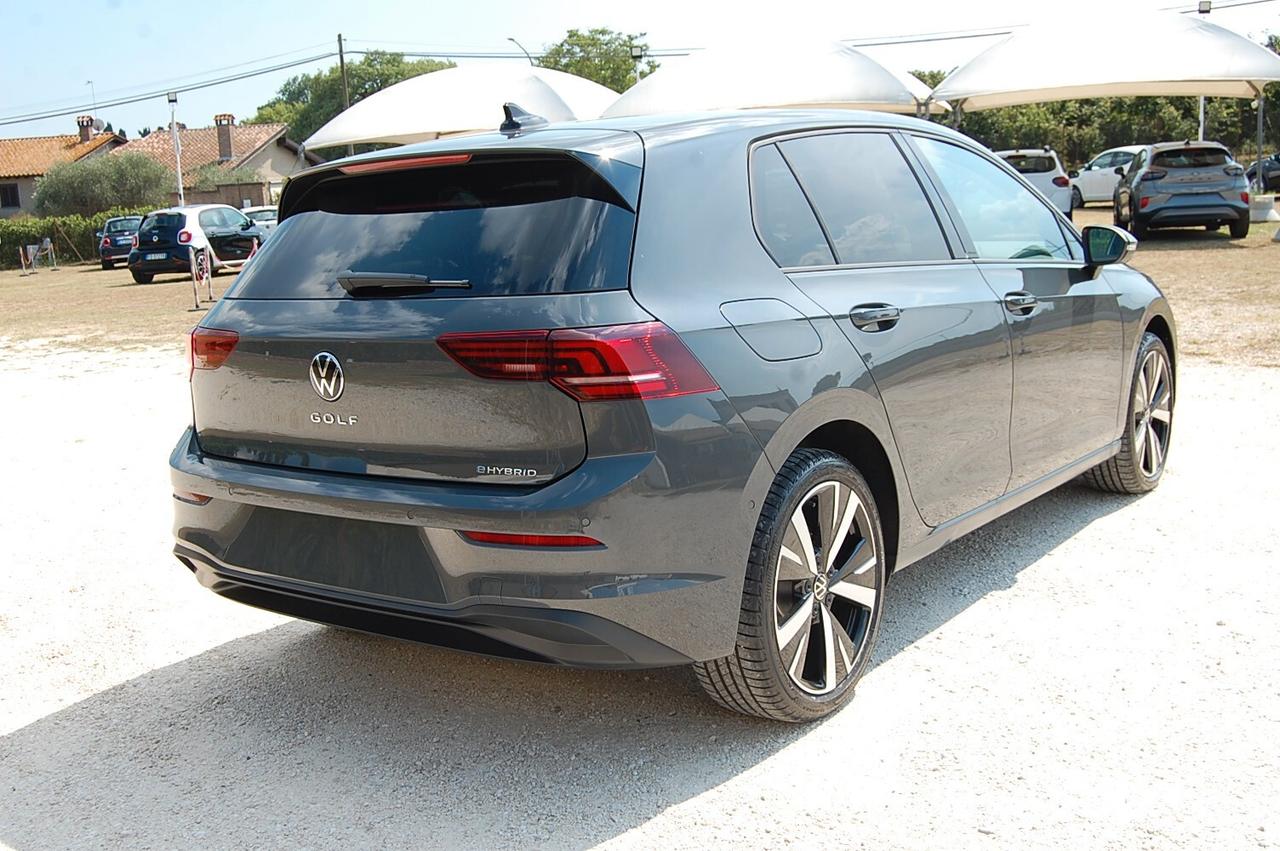 Volkswagen Golf 1.5 TSI eHybrid DSG Edition Plus 204cv