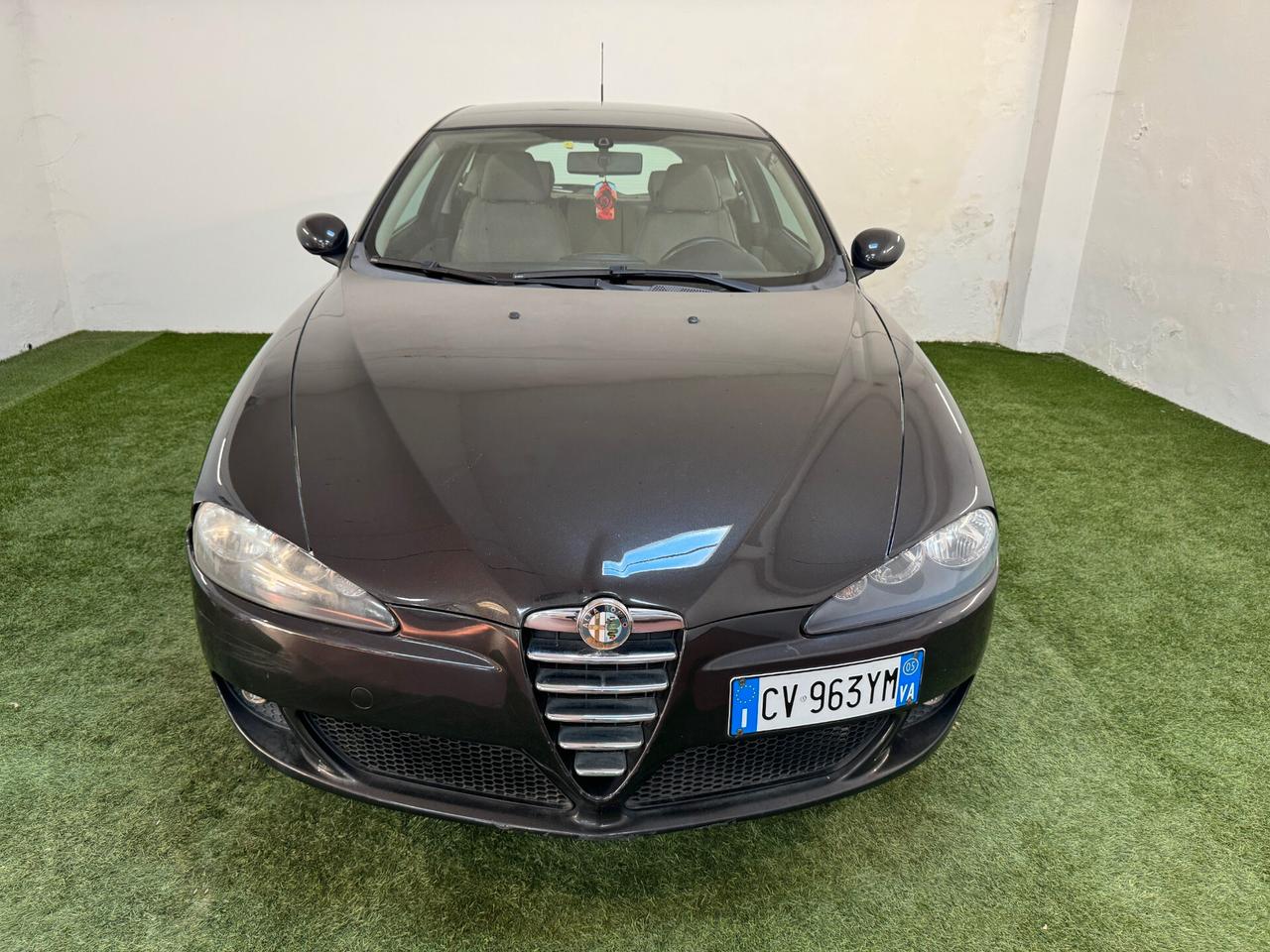 Alfa Romeo 147 1.6 TS (105) 3p. Progression E4