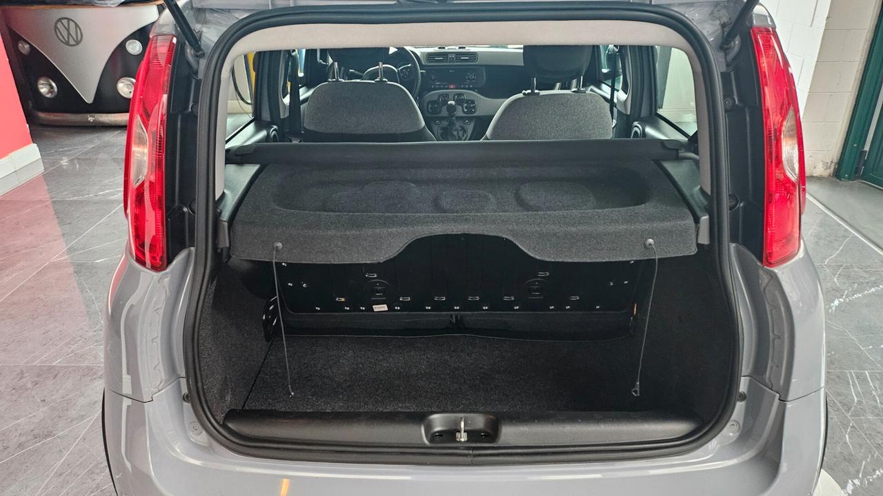 Fiat Panda 1.0 IBRIDA city life