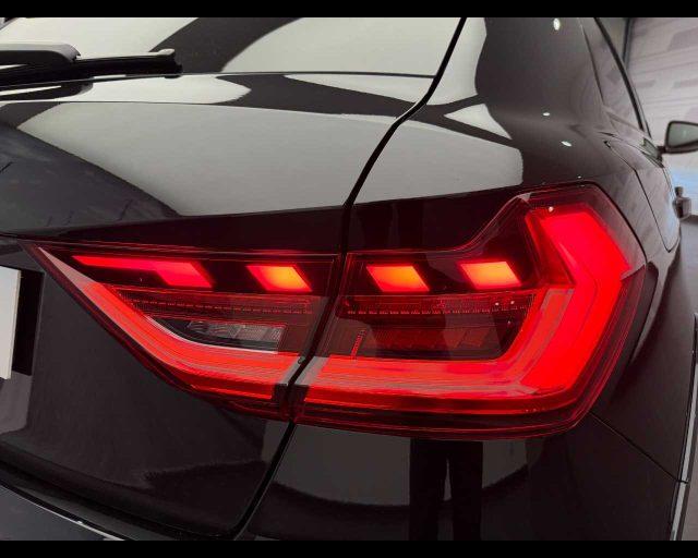AUDI A1 allstreet 25 TFSI Business