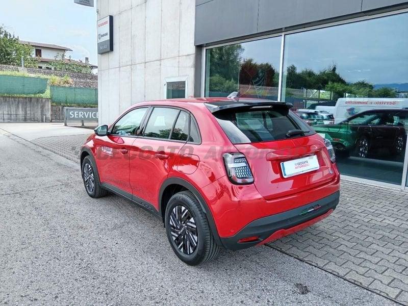 FIAT 600e - RED