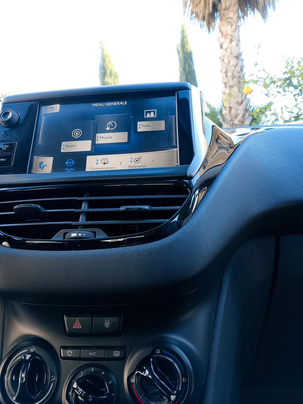 Peugeot 208 1.2 VTi 82 CV 5 porte Allure