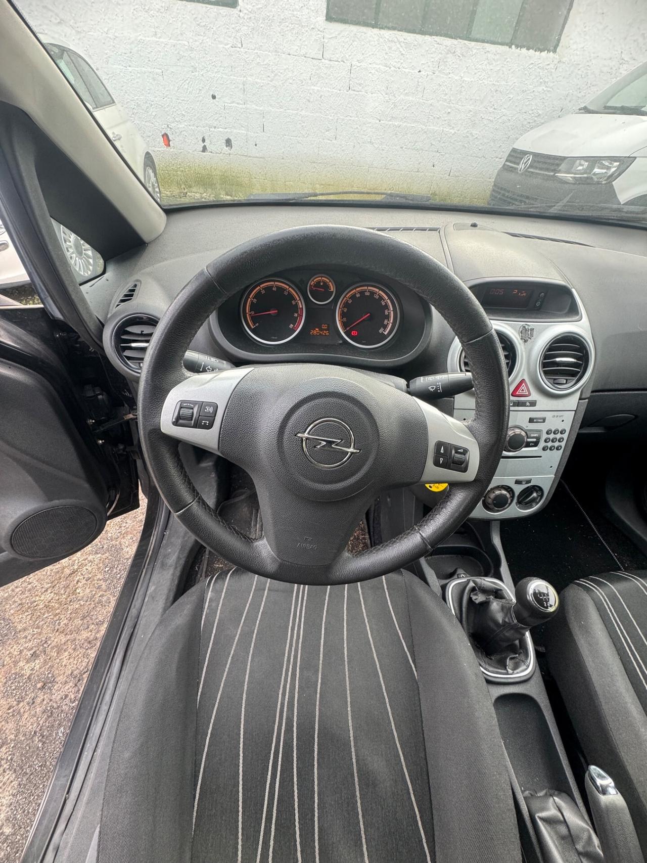 Opel Corsa 1.2 80CV 5 porte GPL-TECH Club