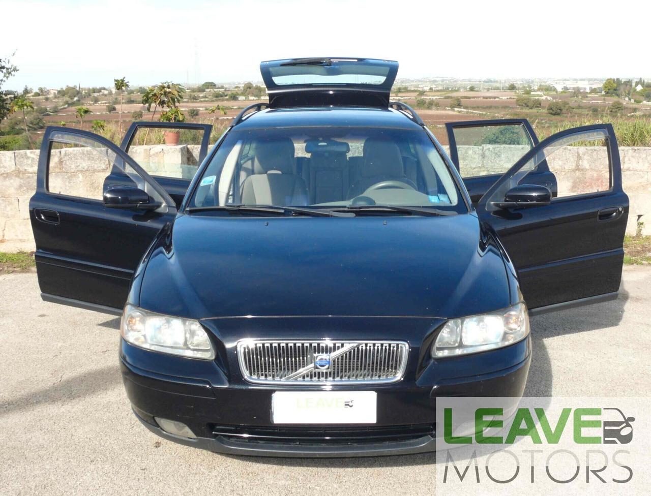 Volvo V70/XC70 Momentum (M1364)