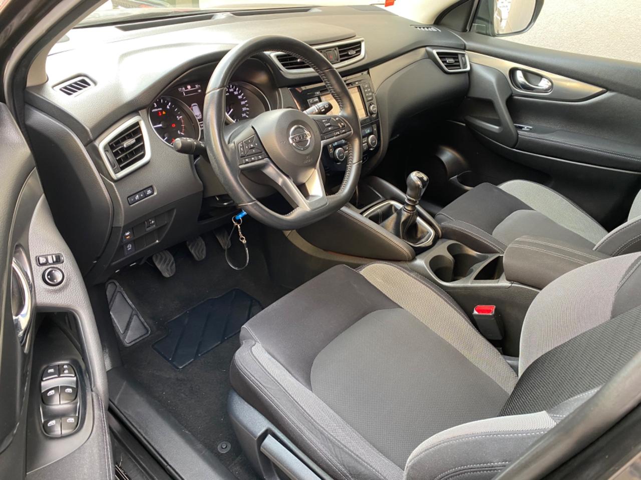Nissan Qashqai 1.5 Diesel tetto panoramico