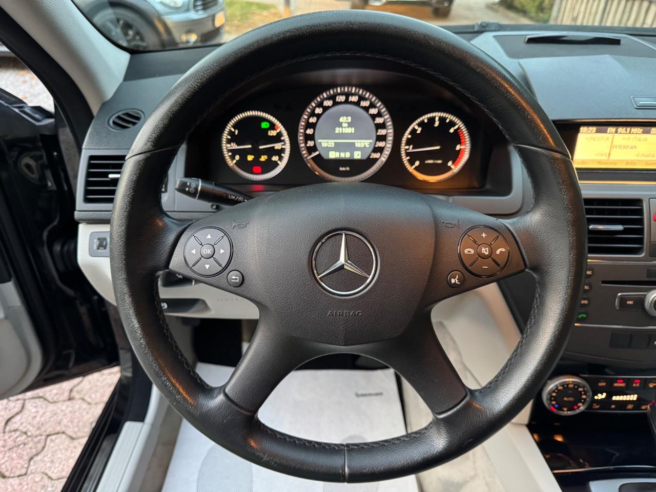 Mercedes-benz C 220 CDI S.W. BlueEFFICIENCY Executive
