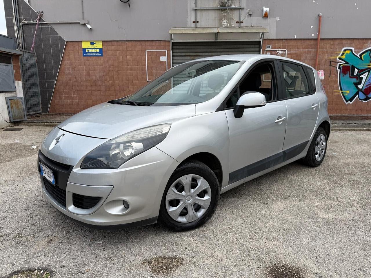 Renault Scenic Scénic X-Mod 1.5 dCi 110CV Dynamique