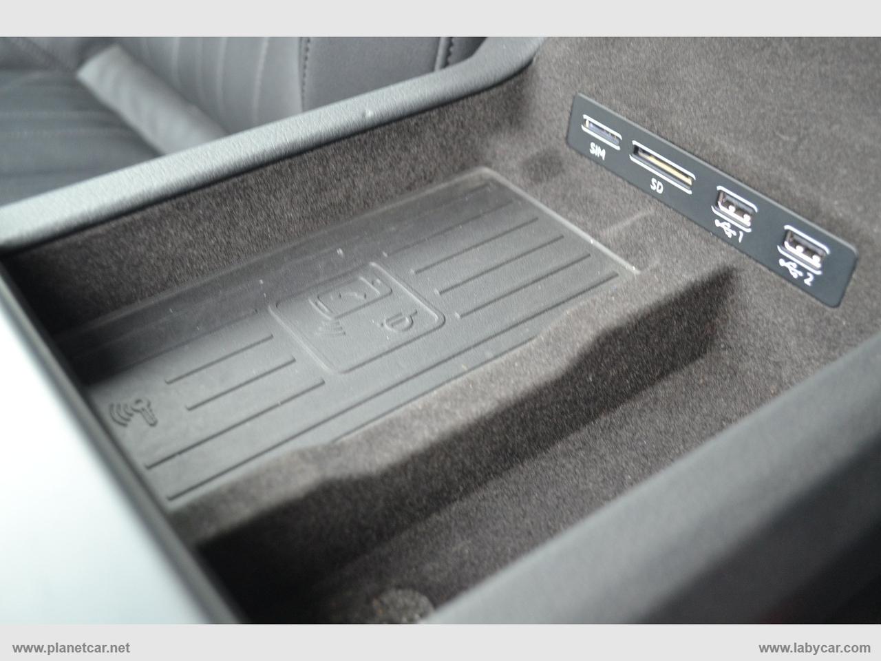 AUDI A6 Avant 40 2.0 TDI S tronic