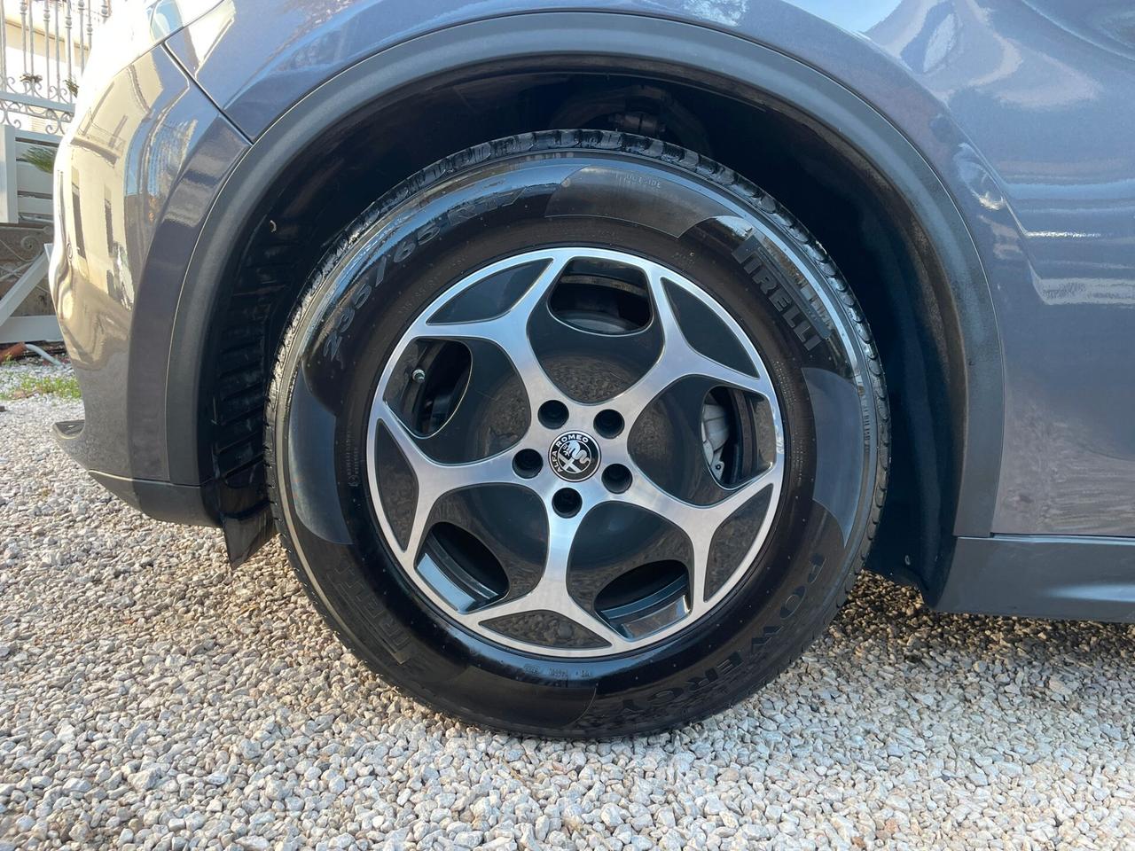 Alfa Romeo Stelvio 2.2 Turbodiesel 160CV Business 2022