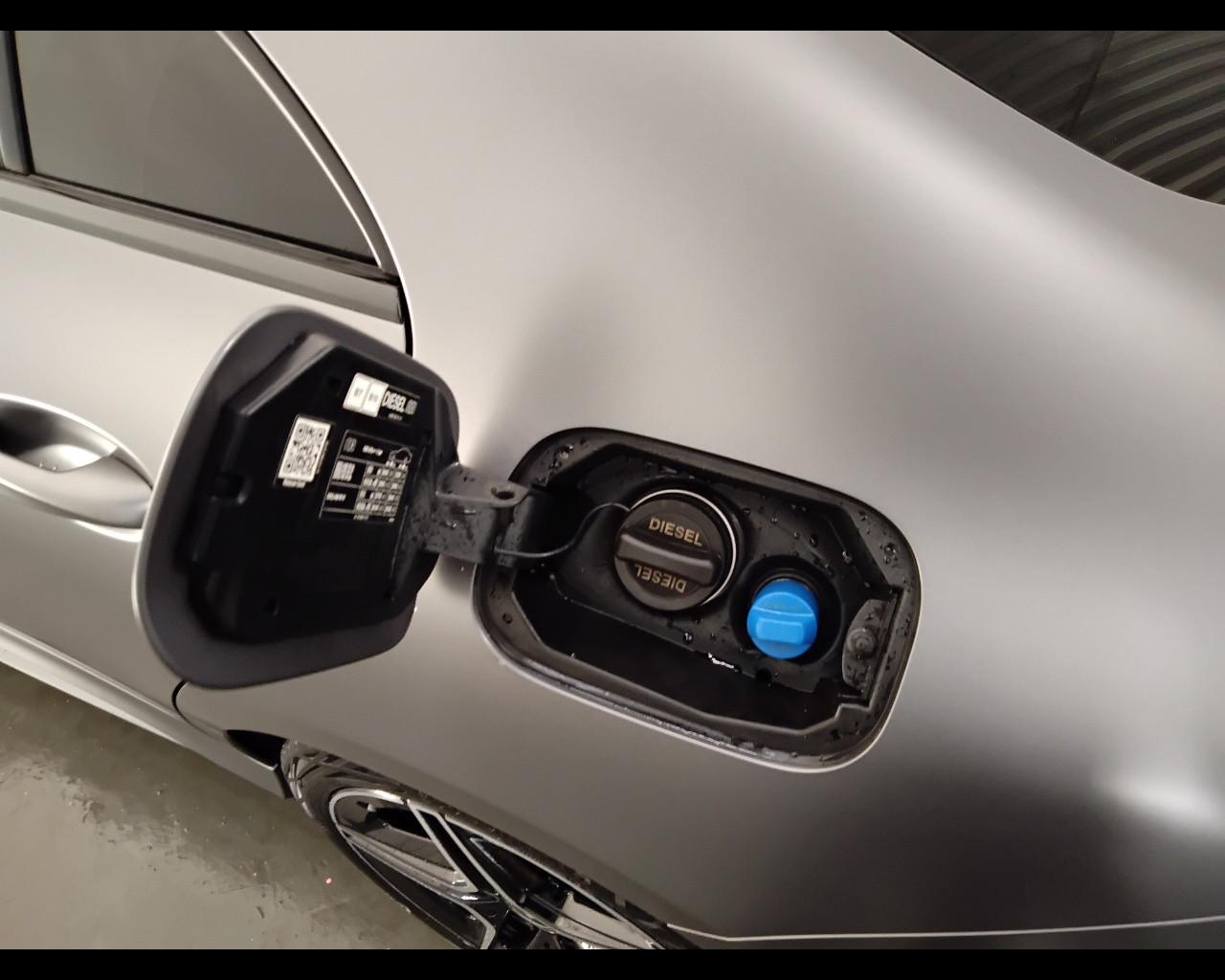 Mercedes-Benz CLA Coupe - C118 - CLA Coupe 200 d Premium auto