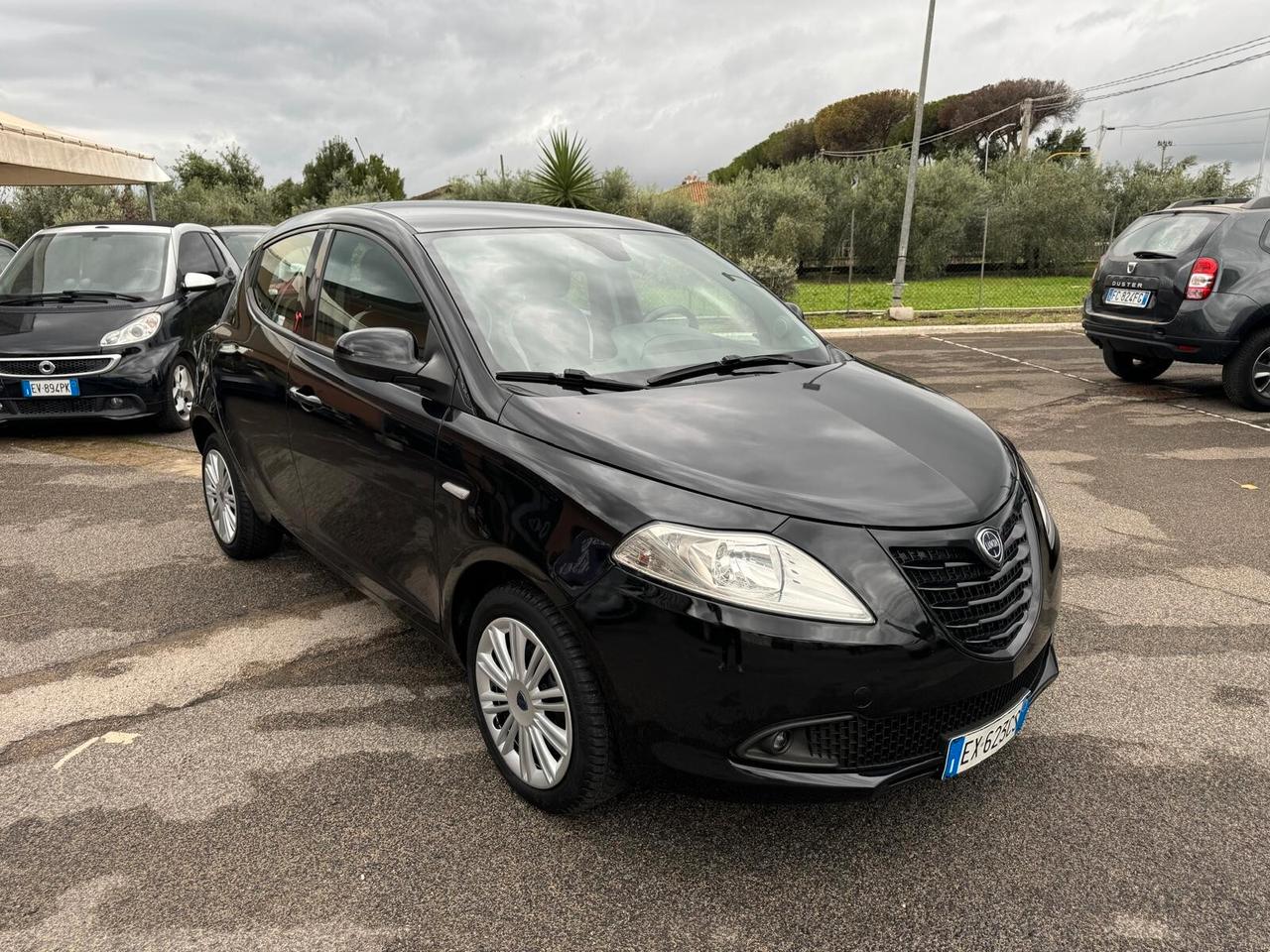 Lancia Ypsilon 1.2 GPL SCADENZA 2034 NEOPATENTATI 2014