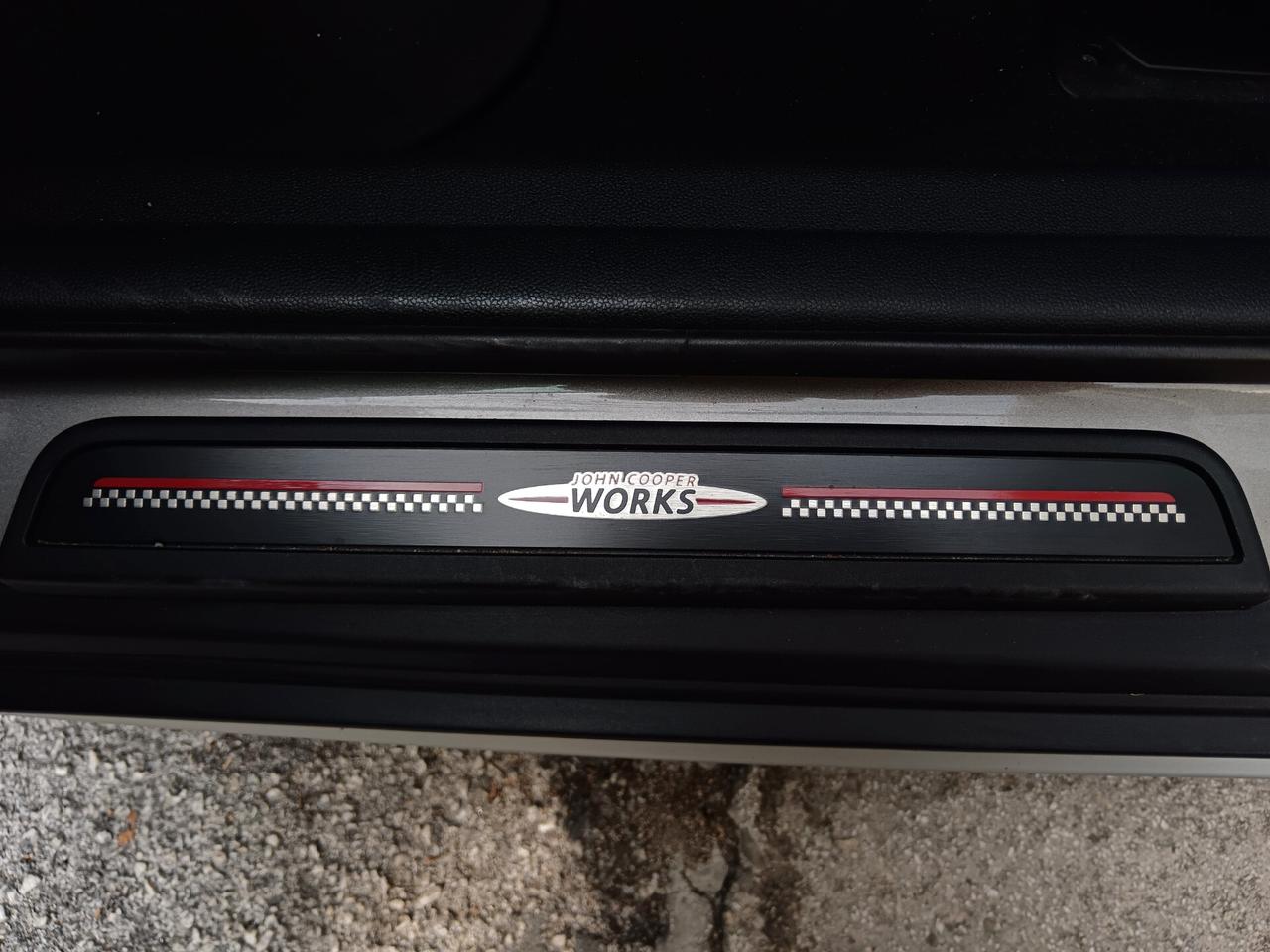Mini Countryman 2.0 231CV JCW TAGLIANDI MINI