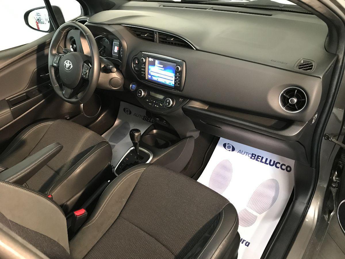 TOYOTA Yaris 1.5 Hybrid 5p. Style