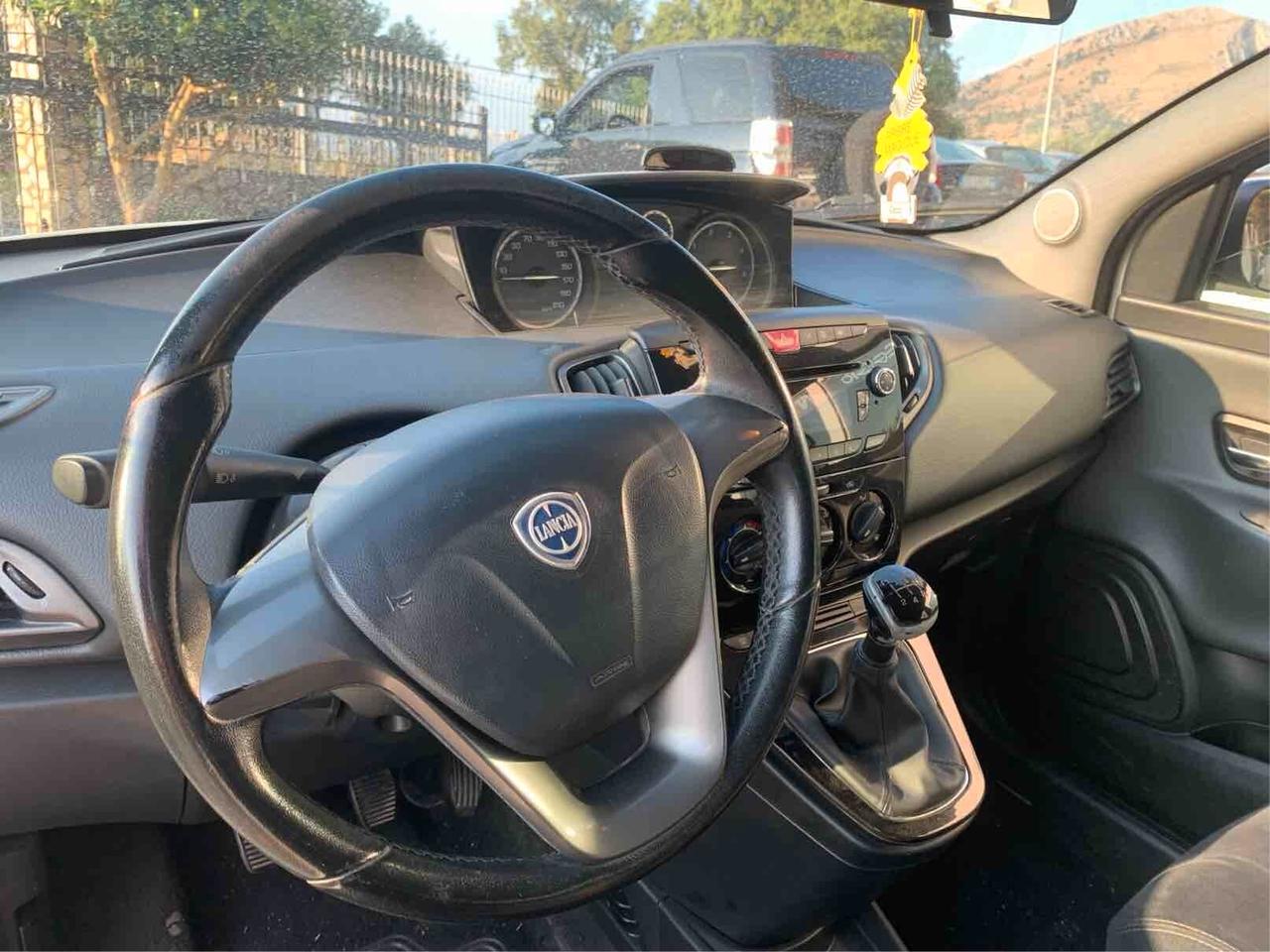 Lancia Ypsilon 1.3 MJT 95 CV