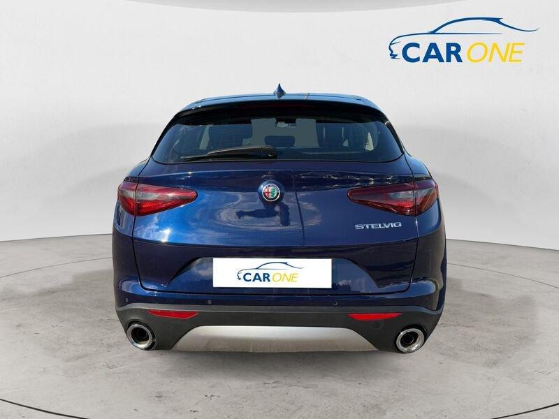 Alfa Romeo Stelvio 2.2 Turbodiesel 160 CV AT8 RWD Business