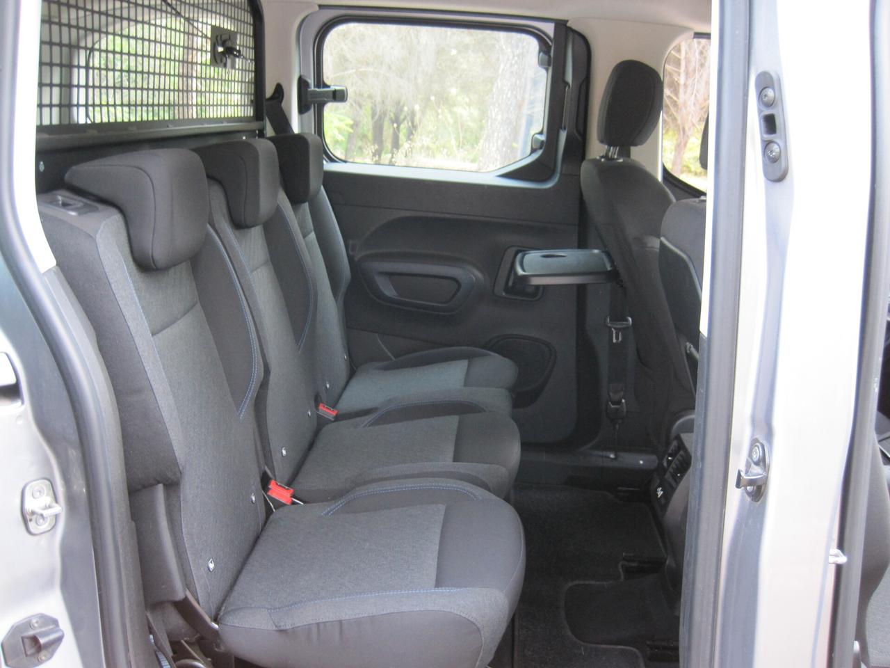 Peugeot Rifter BlueHDi 100 S&S Allure Standard